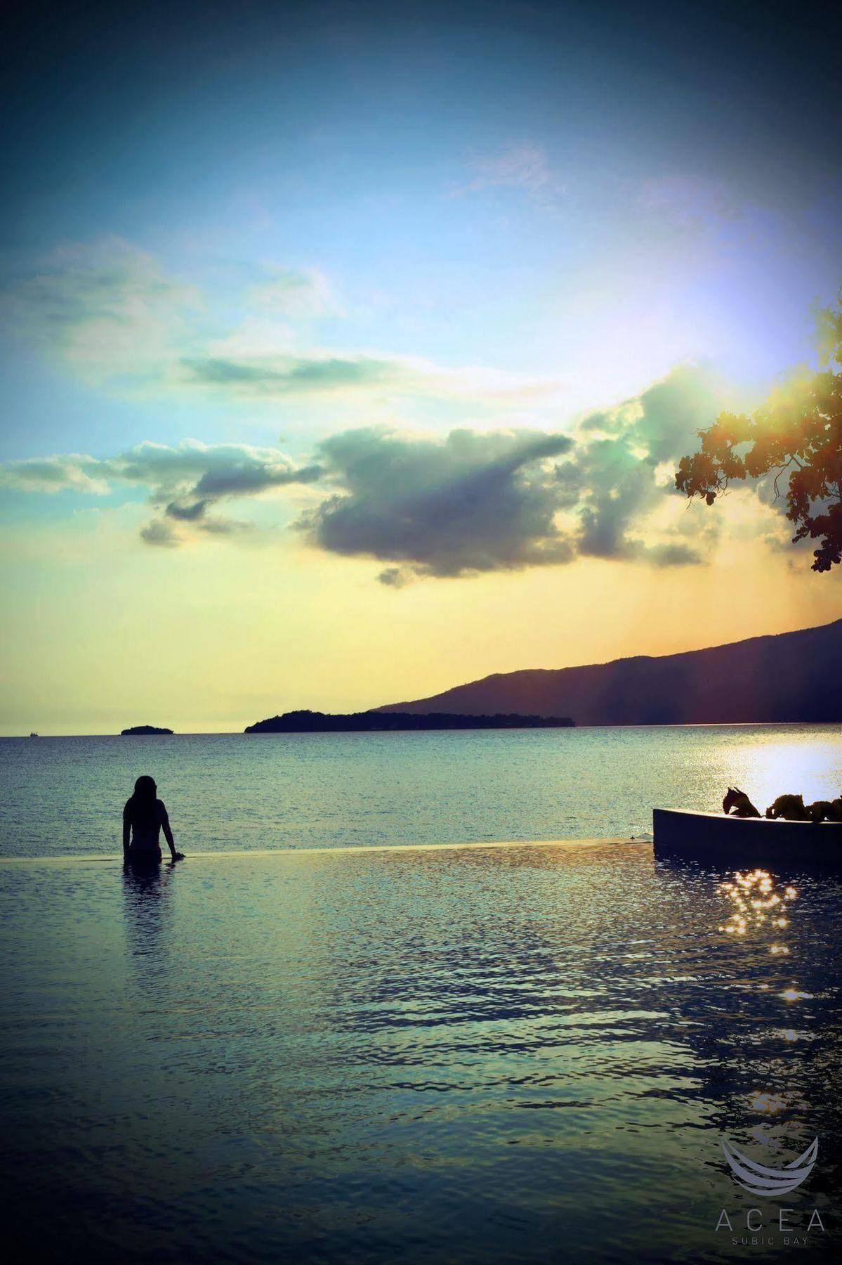 Acea Subic Bay Hotel Morong  Bagian luar foto