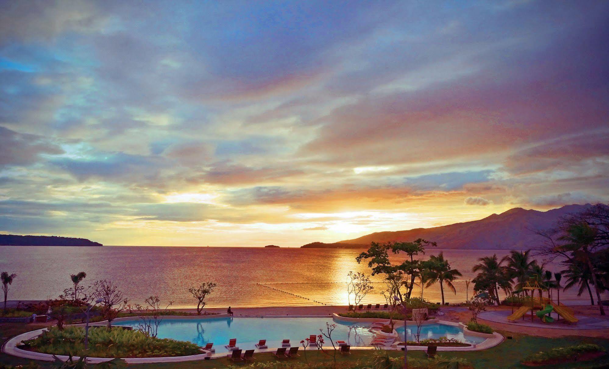 Acea Subic Bay Hotel Morong  Bagian luar foto